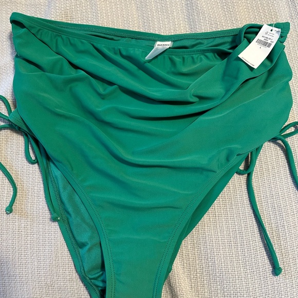 Old Navy Maternity Swim Bottoms - Picture 3 of 4
